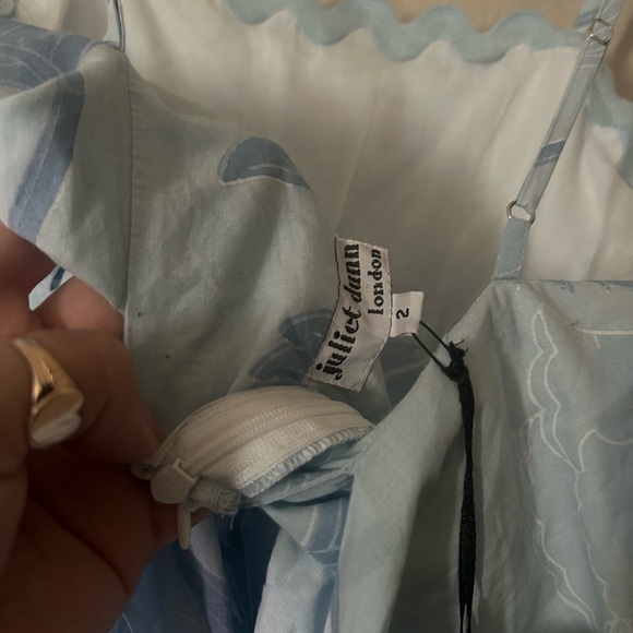 Juliet Dunn Tuckernuck Pale Blue Yie Back Midi Dress - Picture 6 of 8